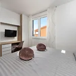 Feriehus Royal House 2 *