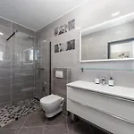 Feriehus Royal House 2 *