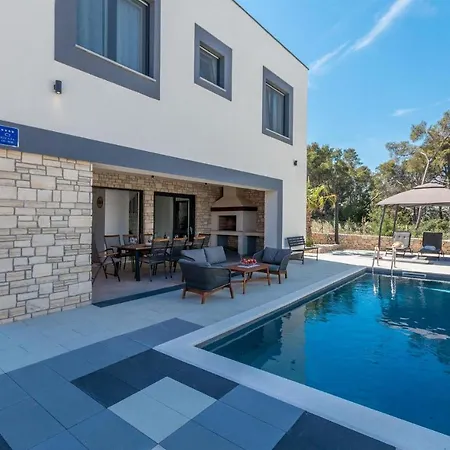 Holiday home Royal House 2