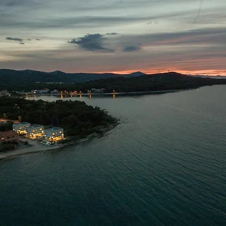 Royal House 2 Holiday home